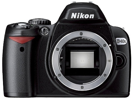 Nikon D40x (Vorderseite)