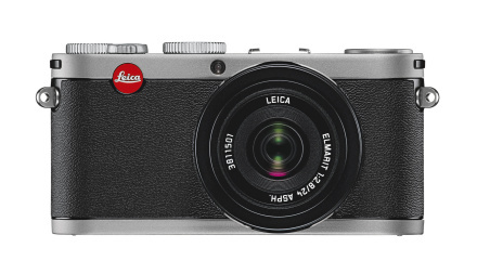 Leica X1 (von vorn)