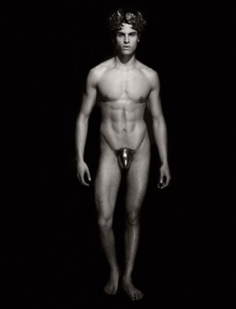 Pirelli-Kalender 2011: Baptiste Giabiconi als Apollo