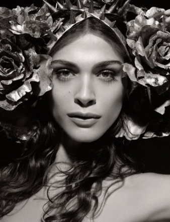 Pirelli-Kalender 2011: Elisa Sednaoui als Flora