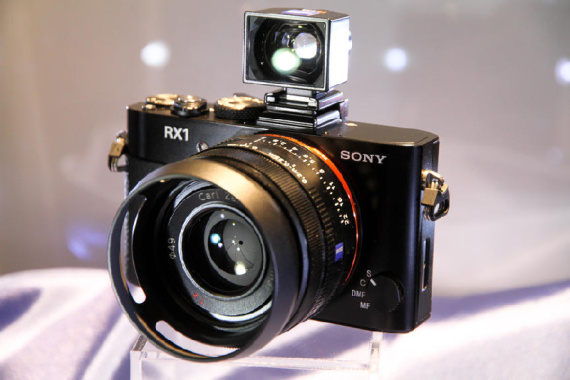 Photokina 2012: Cyber-shot DSC-RX1. Stand: Sony, Halle 5.2