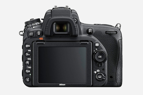 Nikon D750 (Rückseite)