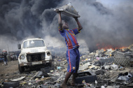 UNICEF-Foto des Jahres, 1. Preis 2011: Ghana – unser Müll in Afrika