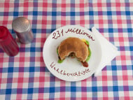 „Binders full of Burgers“: Wahlberechtigte (Lisa Rienermann/Anna Lena Schiller/Sylke Gruhnwald (CC BY-NC-SA))