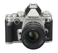 Nikon Df in Silber (Nikon)