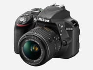 Nikon D3300 mit Kit-Objektiv AF-S DX Nikkor 18—55 mm ƒ1:3,5—5,6G VR II