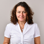 Karin Hiller