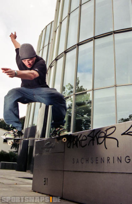 Kai Hammen – Noseslide – Somewhere