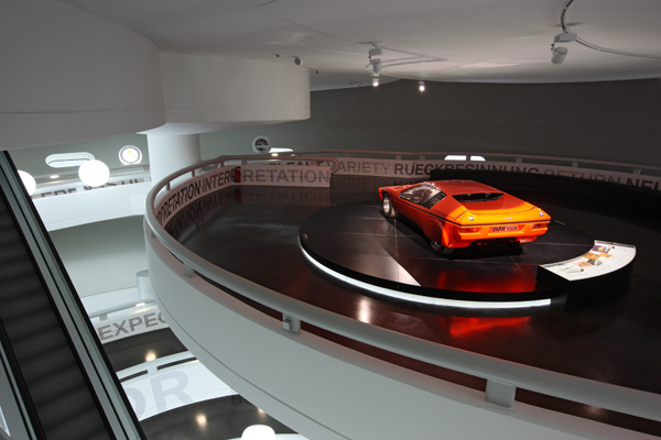 BMW Museum Rundbau; Plattformen mit BMW Turbo Studie; Architekt: Karl Schwanzer