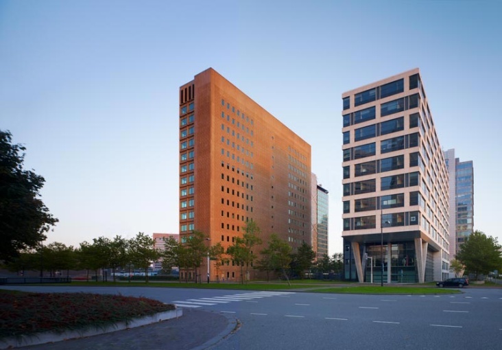 Margriet Toren Amsterdam, Cees Dam