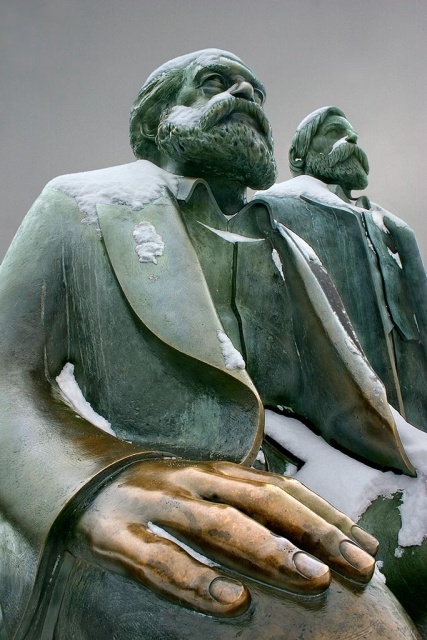 Marx-Engels-Denkmal von Ludwig Engelhardt
