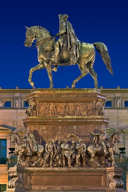 Reiterdenkmal Friedrich II Unter den Linden von Christian Daniel Rauch