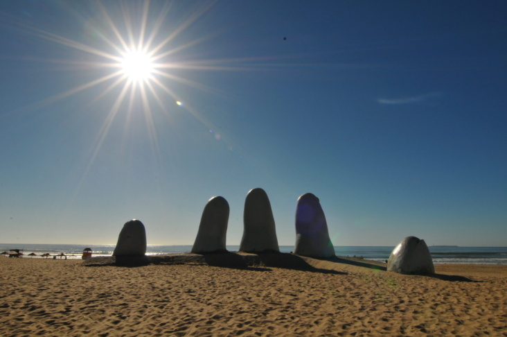 Los Dedos-Denkmal in Punta del Esta