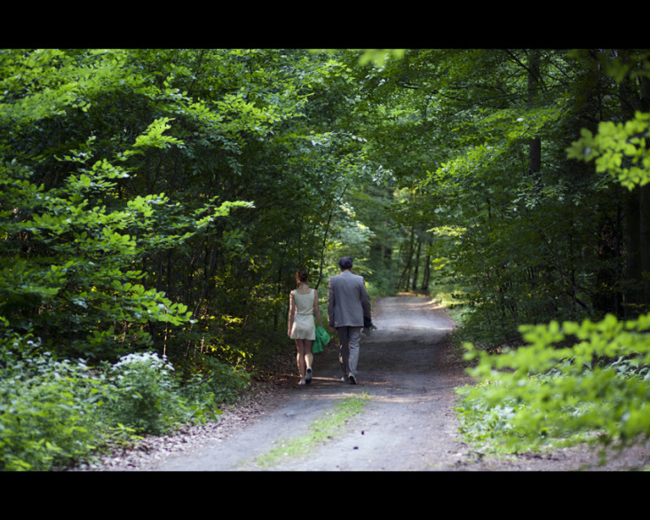 DRAUSSEN DER WALD