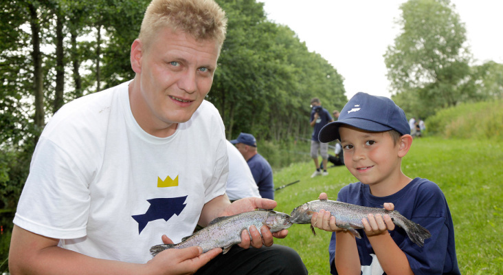 Royal Fishing T-Shirts