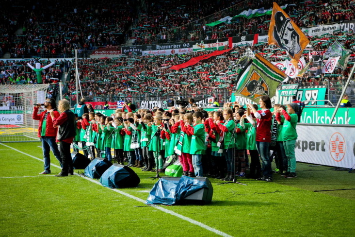 „Vereint für Hannover“- Aktionen bei Hannover 96