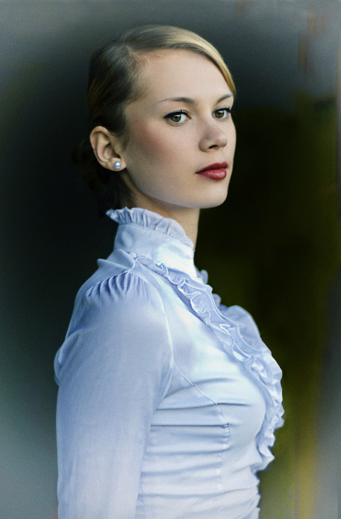 portrait ella