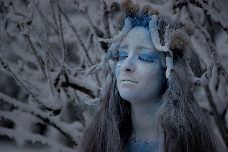 „Winter Momente“ Bodypainting und Fotoshooting zum Thema Winter