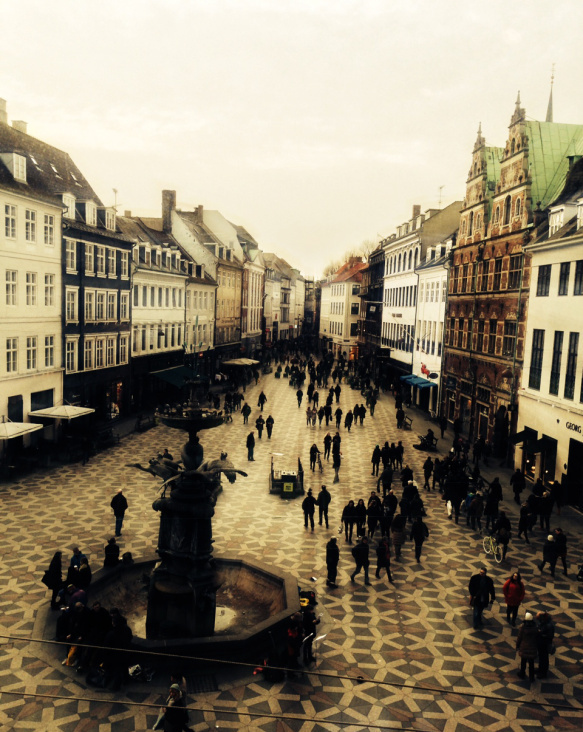 The Little Slope Perspective (Copenhagen Town)