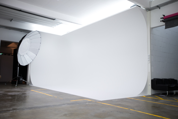 Fotostudio Lexip Production GmbH by Patrick Art – Hohlkehle 3,5 ×8 Meter 2