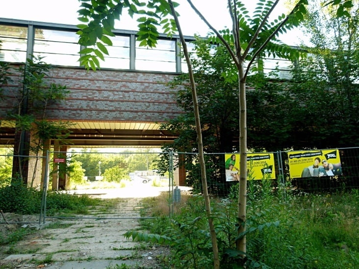 Brückenlücke Sonnenschein.