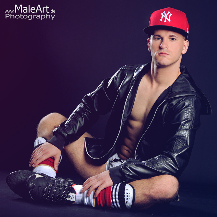 Maleart > Sports Gear