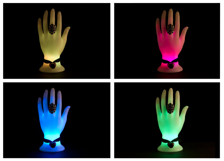Leuchtende Hände