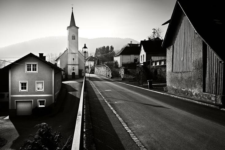 Kirche im Dorf