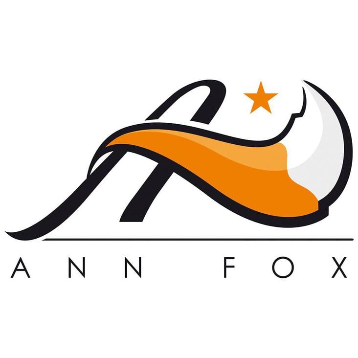 ANN FOX MAKE-UP