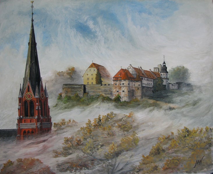Pauluskirche und Schloss Hellenstein im Nebel