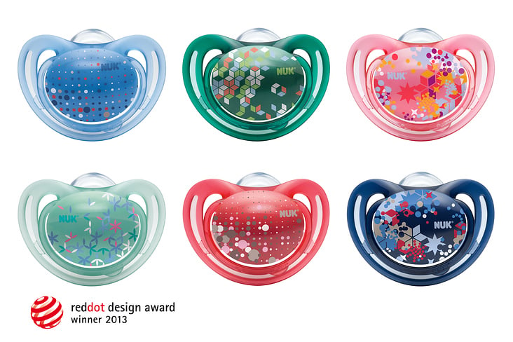 Der NUK Frrestyle Schnuller gewann den Red Dot Design Award 2013 für Produktdesign.