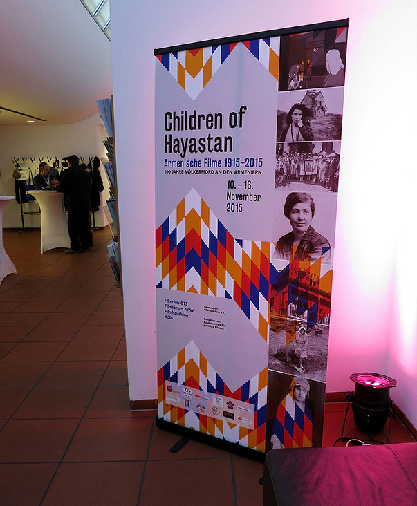 Roll-Up Display