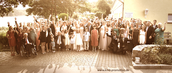 Gruppenfoto Hochzeitsgesellschaft