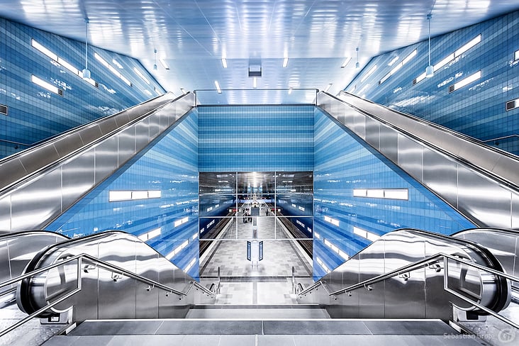 U-Bahn-Station Überseequartier in Hamburg – Architekturfotograf Hannover Sebastian Grote