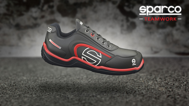 Sport shoe shot01