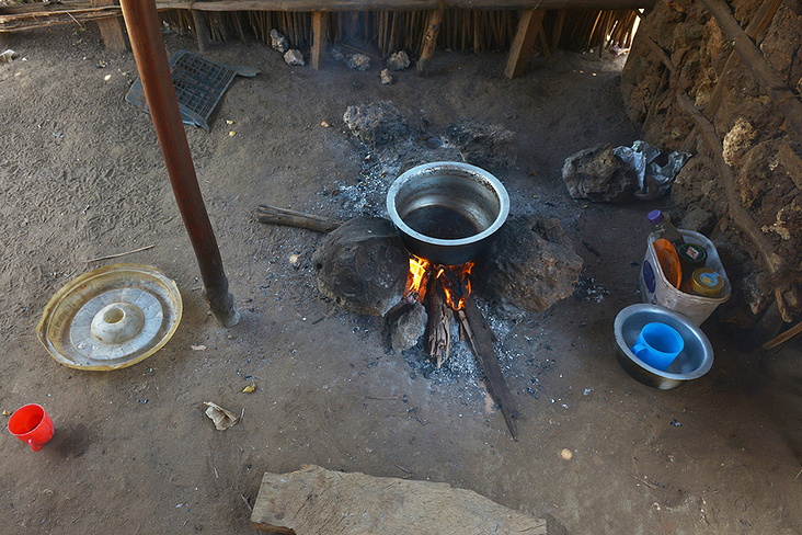 ’Jikoni’ – Küchen/Feuerstellen