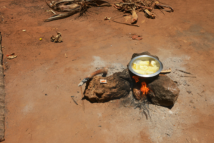 ’Jikoni’ – Küchen/Feuerstellen