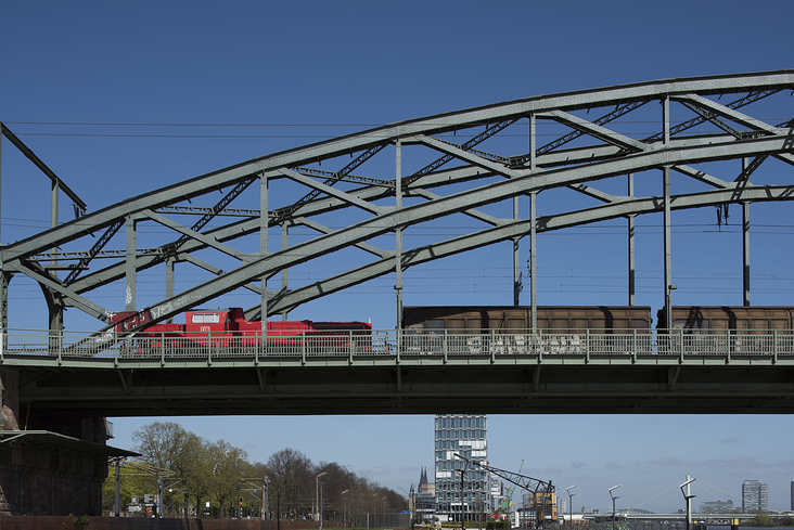 Kölner Südbrücke. Detail
