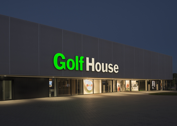 GolfHouse