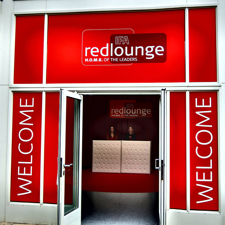 IFA berlin red lounge