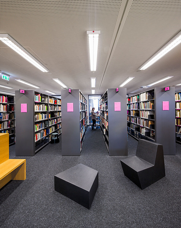 Leitsystem Neubau Campus Finkenau Bibliothek