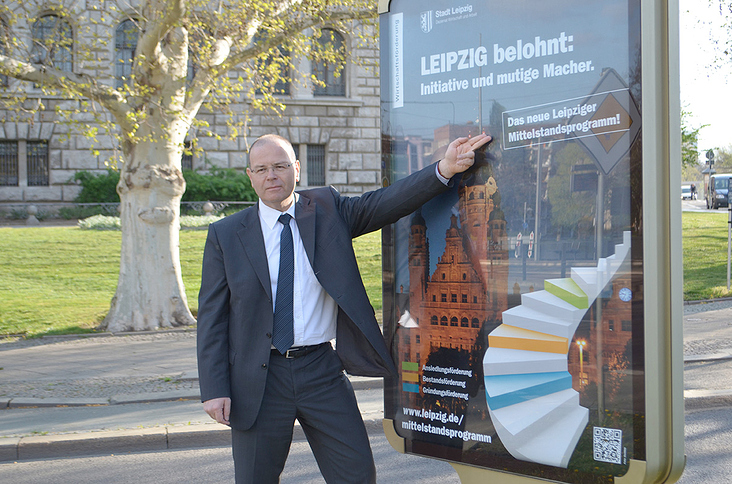 Leipzigs Wirtschaftbürgermeister Uwe Albrecht eröffnet Plakatkampagne für das Leipziger Mittelstandsprogramm