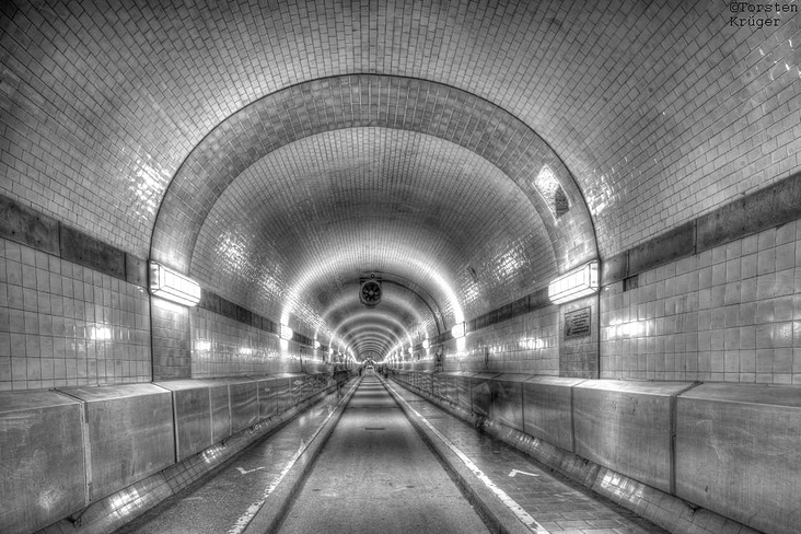 AlterElbtunnel17n026 7 8 b tonemapped