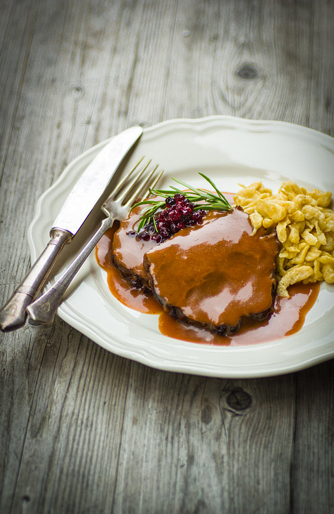 Ochsenbraten mit Spaetzle