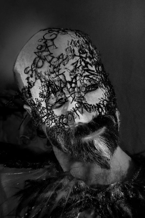 Murmur Mask, tatood voices of pain and pleasure