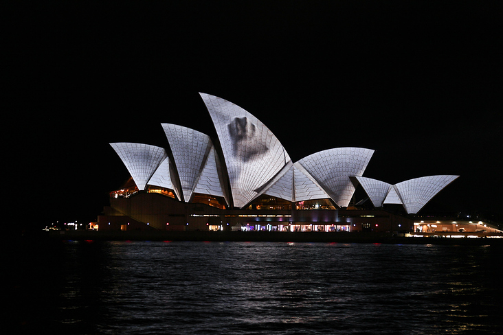 Sydney Opera 02