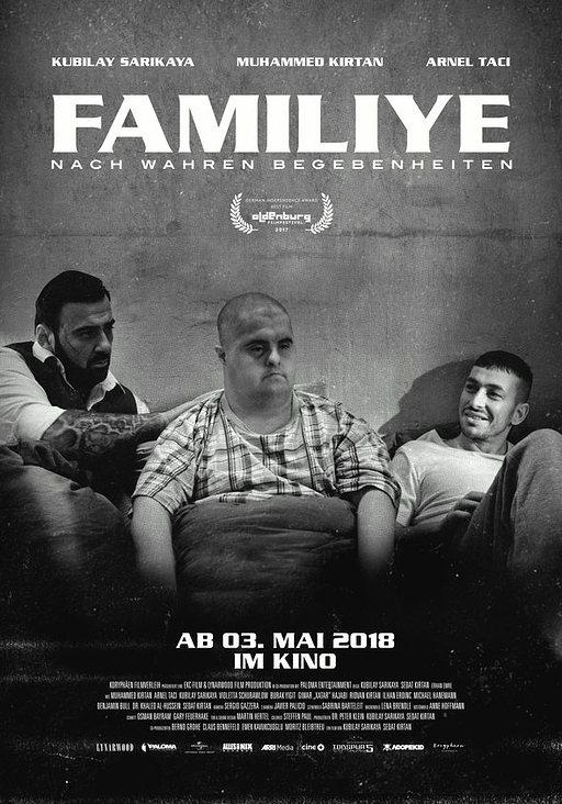 Poster „Familiye“