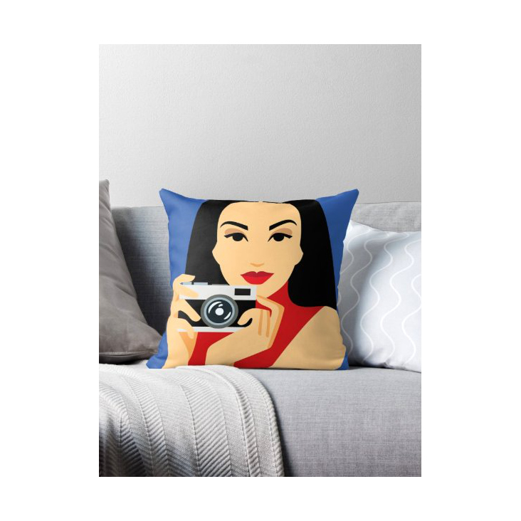 Motiv „Woman behind a camera“ für diverse Produkte/ Illustration