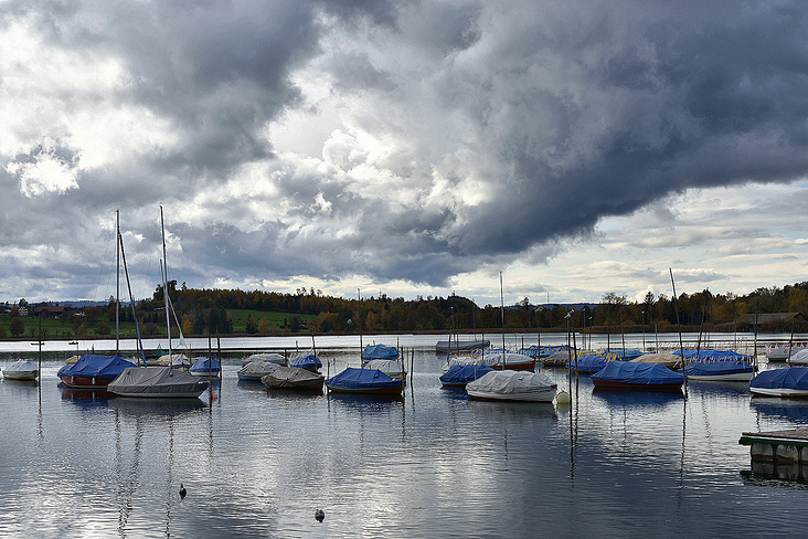 Gewitterwolken über dem Pfäffikersee