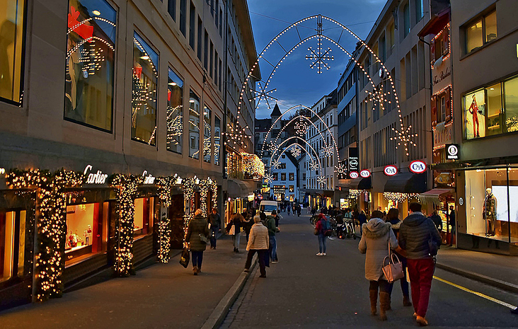 Weihnachtsbeleuchtung in Basel